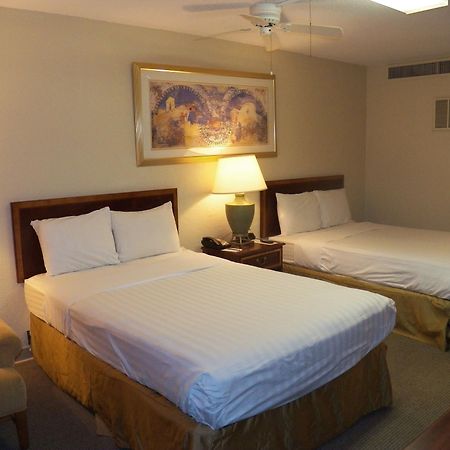 University Inn ブライアン エクステリア 写真